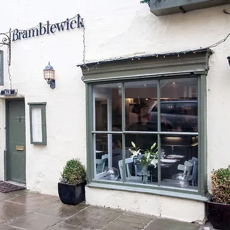 Bramblewick 3* Robin Hood's Bay